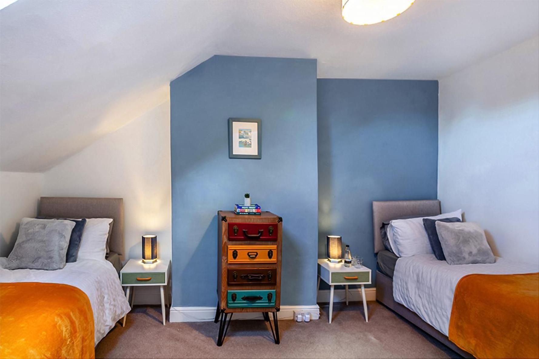The Harrogate House - 4 Bed Townhouse Apartamento Exterior foto